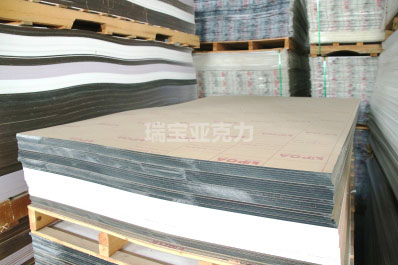 智能鎖表面都是亞克力板材嗎